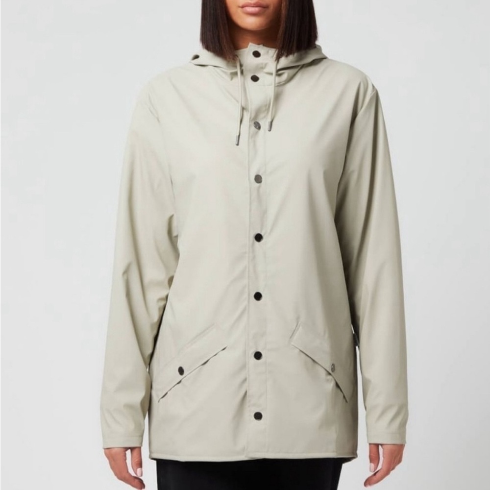 NWT RAINS 12010 Jacket in Cement, hooded waterproof windproof Size Large Unisex